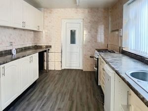 Photo 7- click for photo gallery